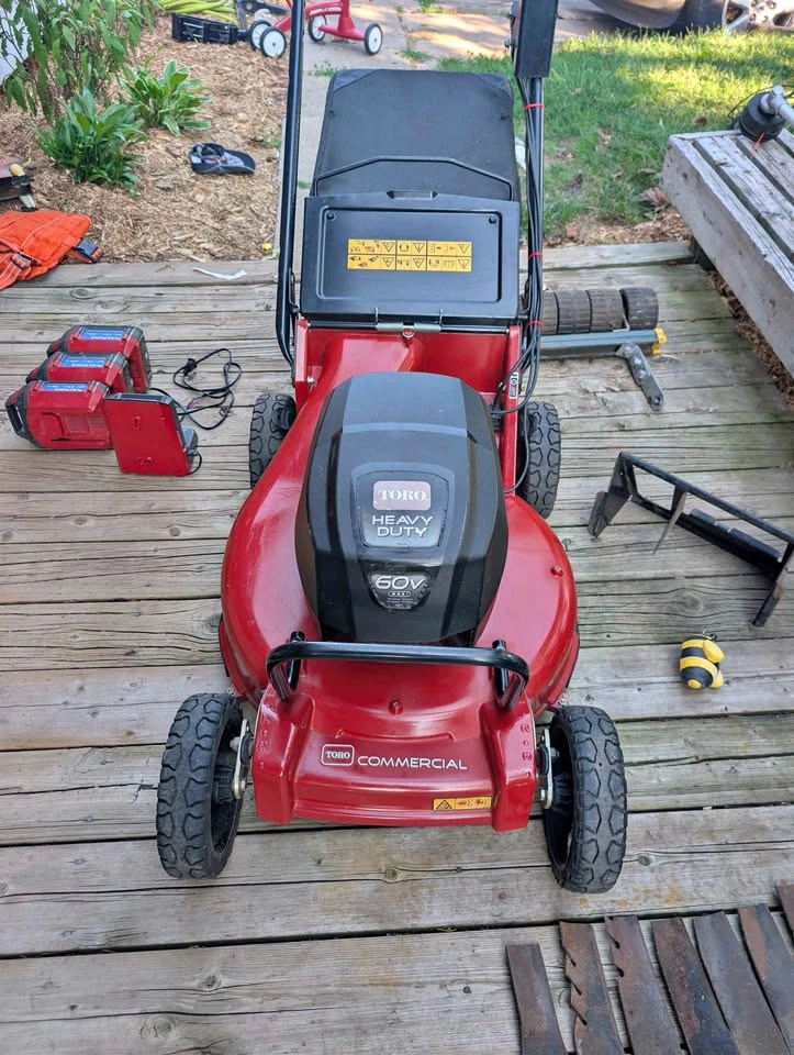 Toro 60 volt Revolution package