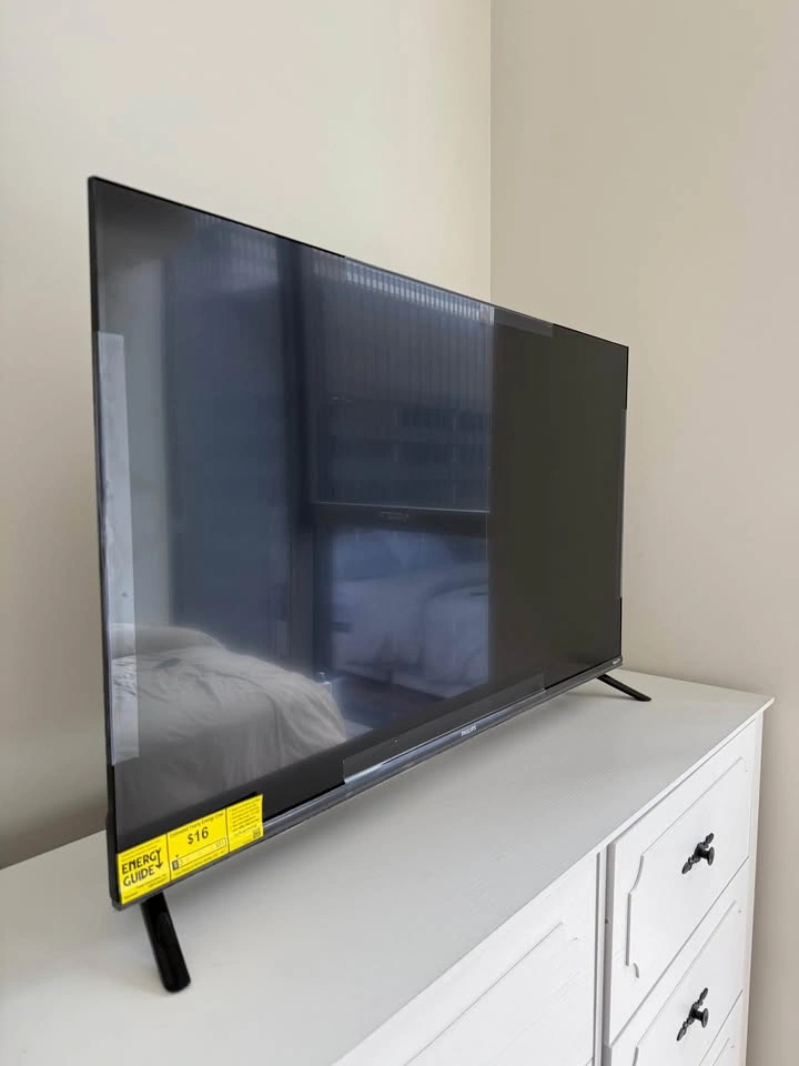 Philips 40" Smart LED TV - photo 2