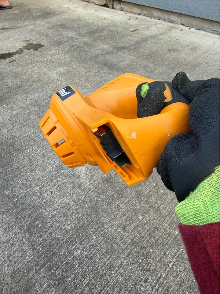 Adedad 20V cordless blower - photo 4