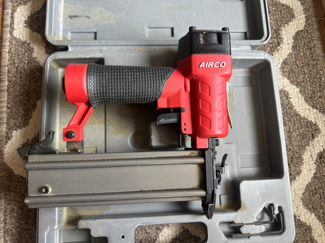 Pneumatic Nail Guns - photo 4