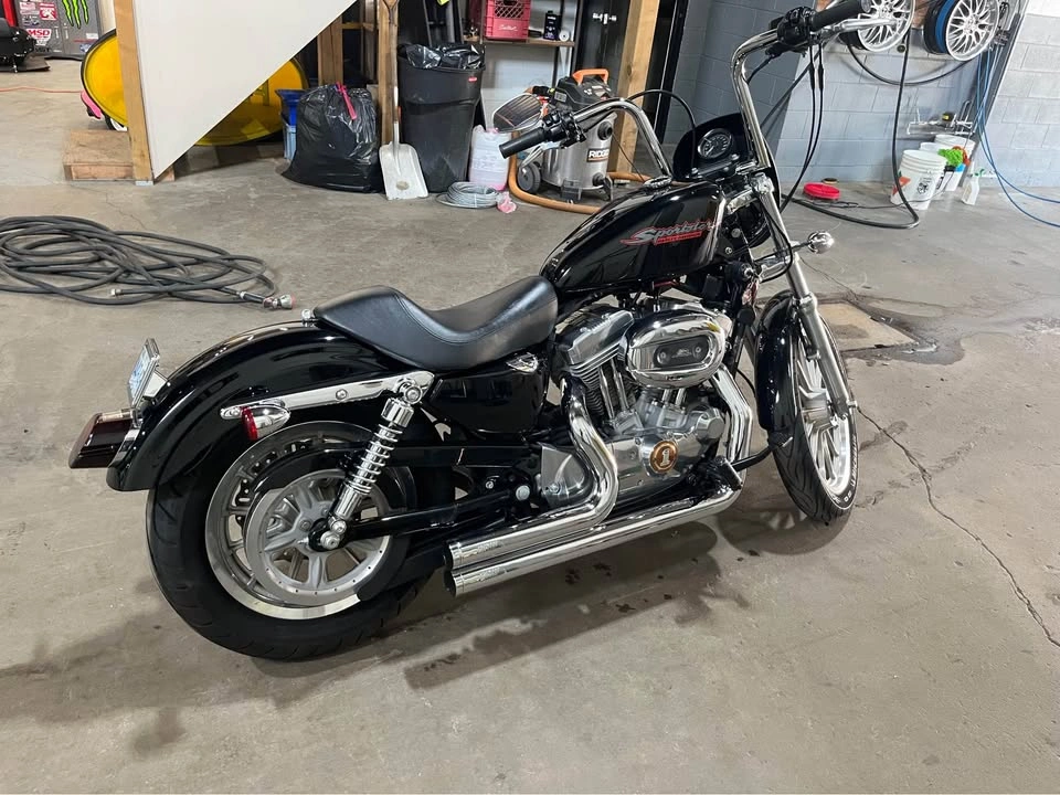 2006 Harley-Davidson Sportster 883 - photo 2