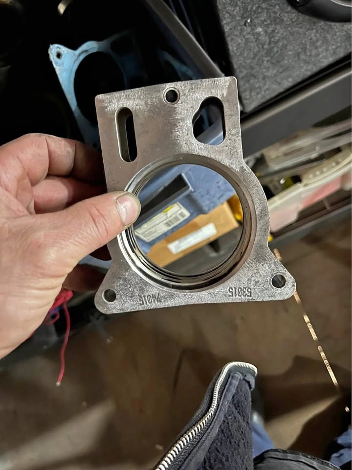 Silverado Tahoe sierra throttle body spacer