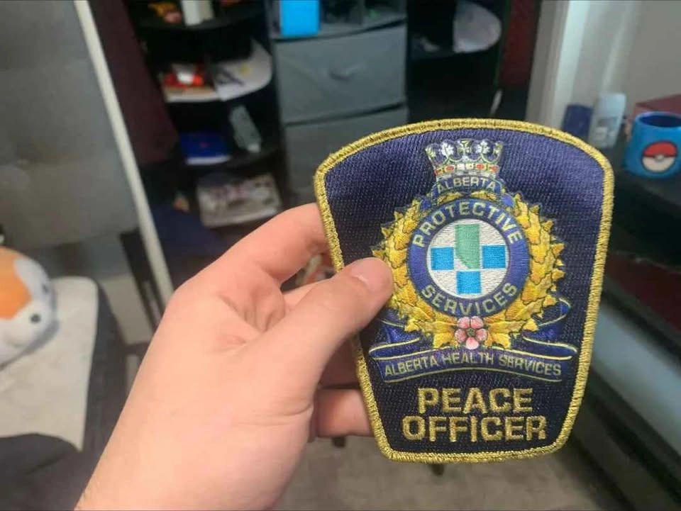 Authentic Alberta Peace Officer patches  Collection - photo 3