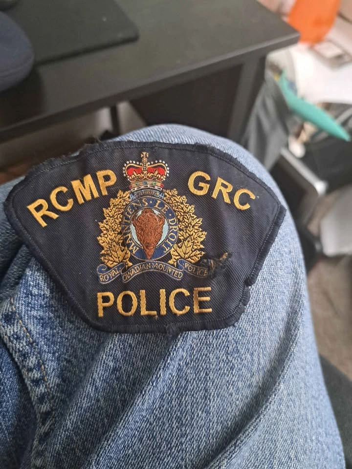 Authentic Alberta Peace Officer patches  Collection - photo 5
