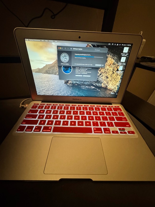 Macbook Laptop