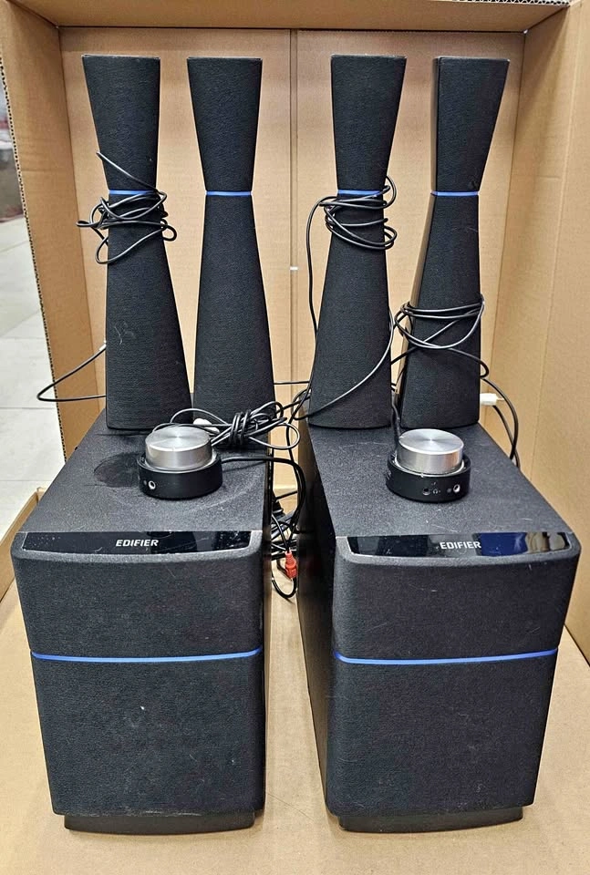 Edifier M3200 2.1 PC Multimedia Speaker System - 2 Sets