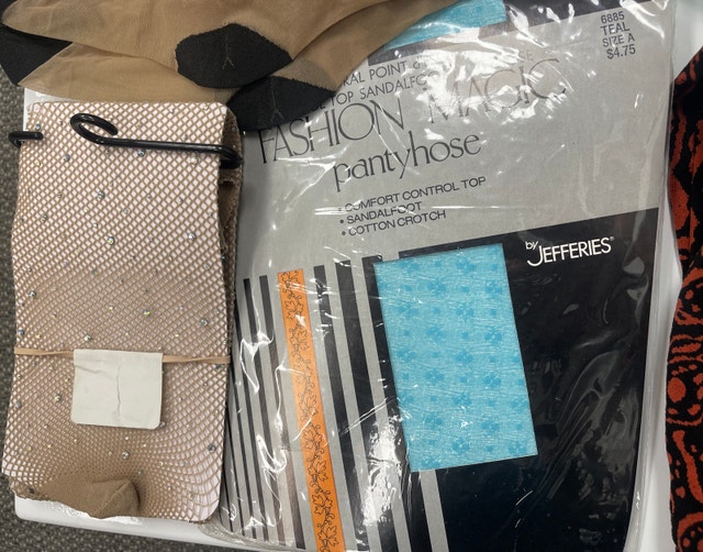 Wolford Tights + Vintage Stockings Lot - photo 4