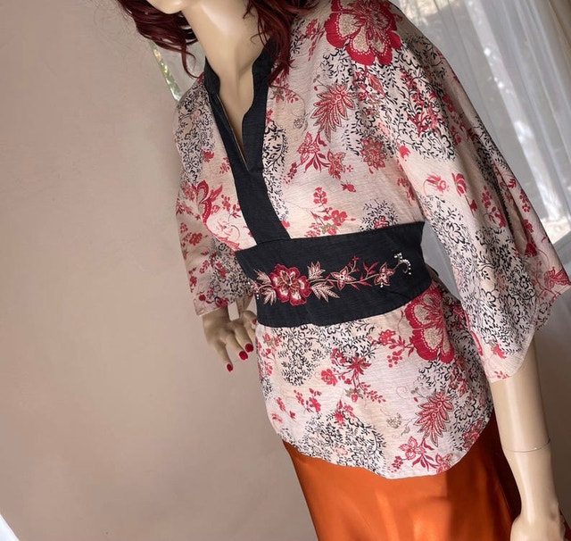 Vintage 90’s silk beaded baby doll kimono blouse top - photo 2