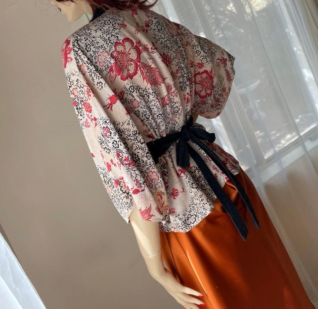 Vintage 90’s silk beaded baby doll kimono blouse top - photo 3