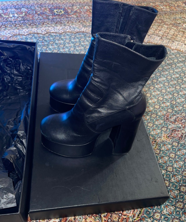 Saint Laurent Platforms - photo 5