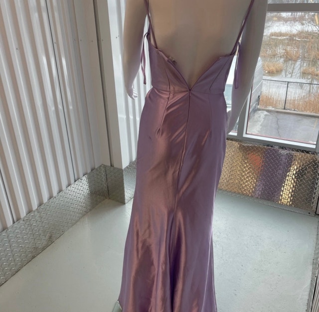 Formal Graduation Lavender Satin Slit Dress - photo 4