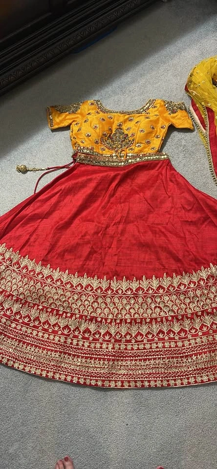 Red Yellow Gold Embroidered Lehenga Choli Dupatta Set - photo 2