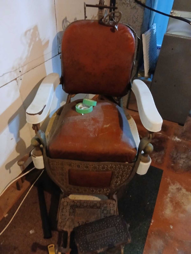 Koken Barber Chair - photo 2