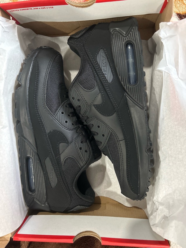 Nike Air Max 90 size 9 Never Worn, Brand New - photo 2