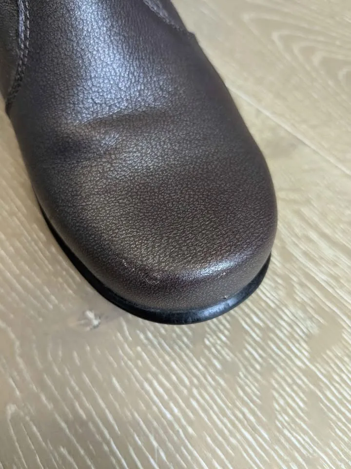NAOT tall brown leather boots 35 image indicator(8)