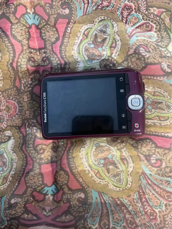 Kodak EasyShare C195 Digital Camera - photo 2