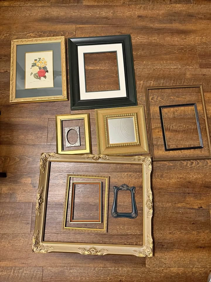 Multiple vintage frames