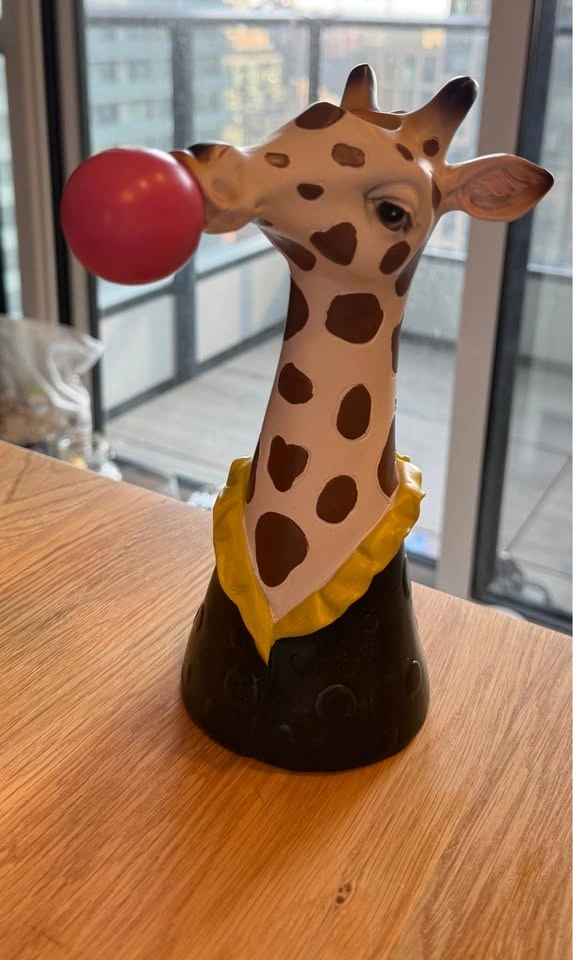 Giraffe Figurine and Red Floral Ceramic Vase - photo 2
