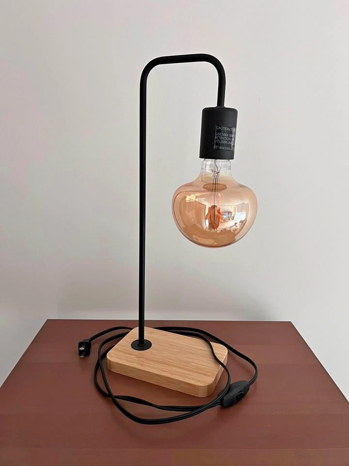 Metal Table Lamp with Led Bulb