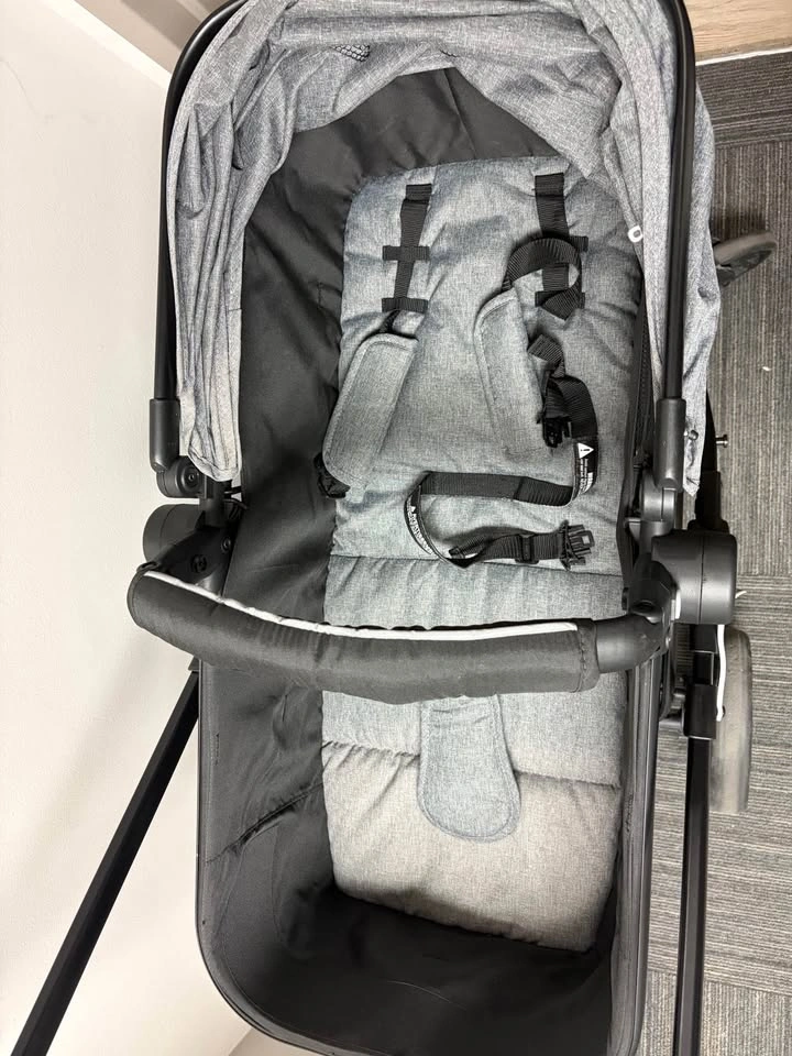 2-in-1 Bassinet Stroller - photo 4