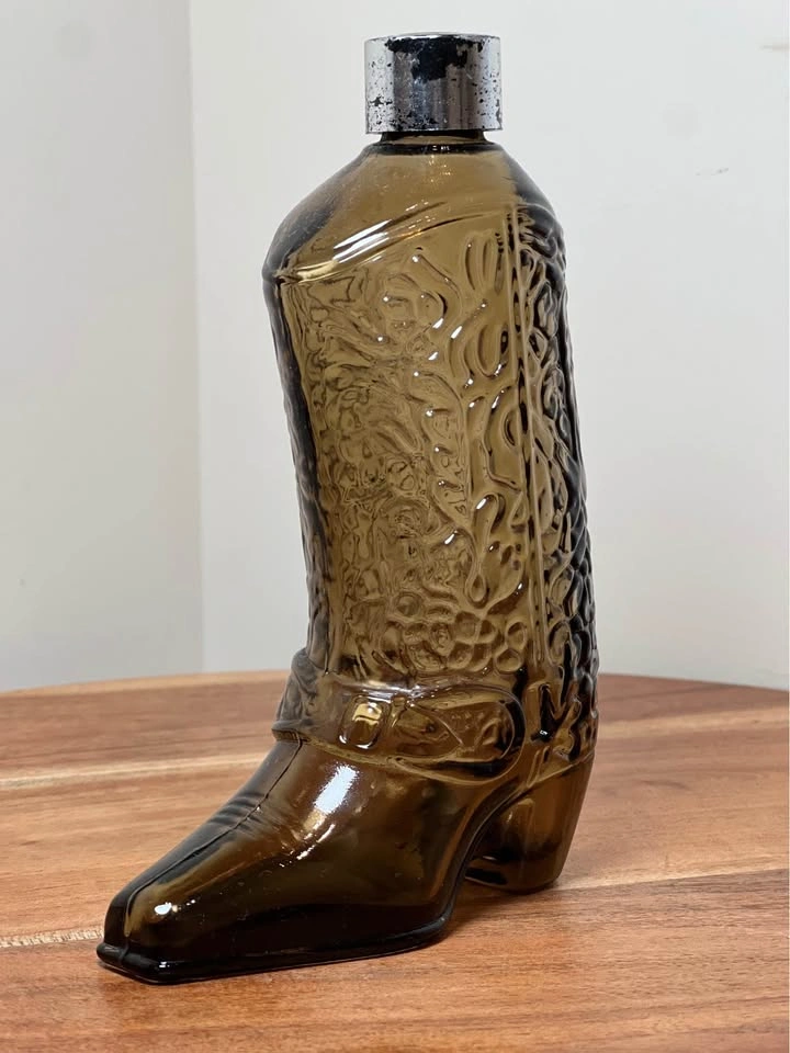 Vintage Avon Western Boot decanter made of amber-brown pressed g - photo 2