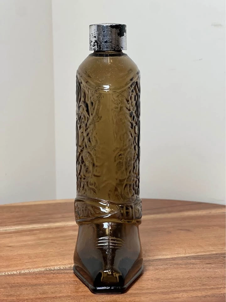 Vintage Avon Western Boot decanter made of amber-brown pressed g - photo 3