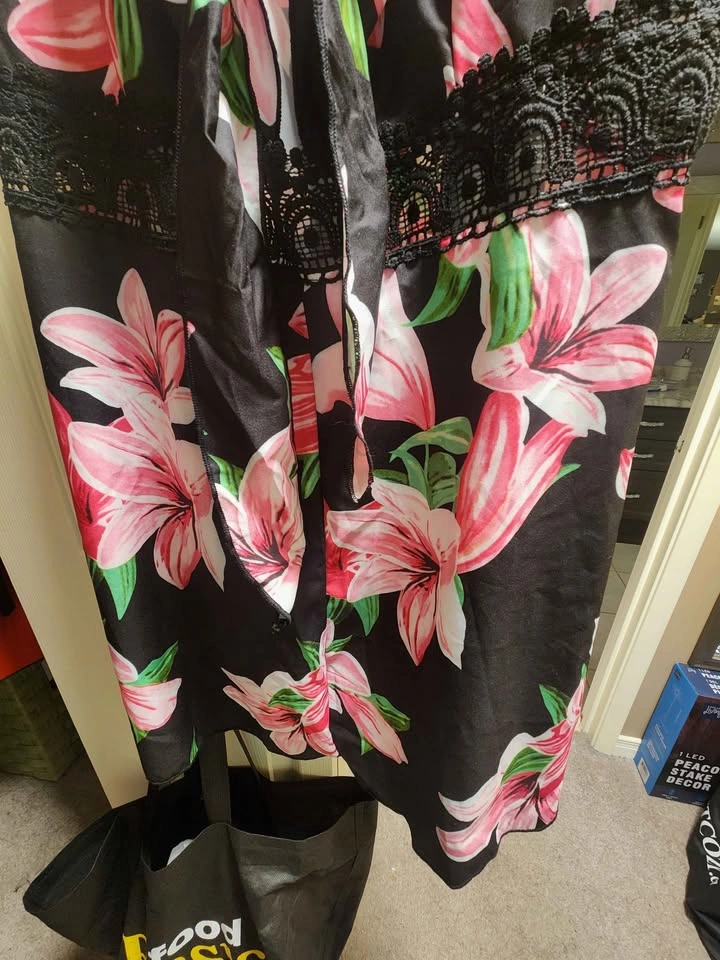 Floral Tie-Front Romper Shein 3x - photo 3