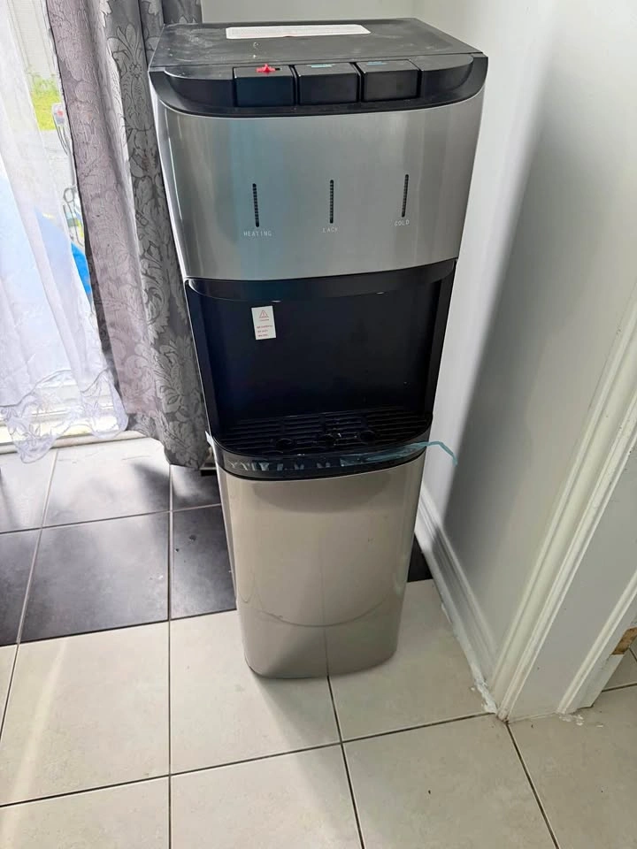 Bottom Loading Water Dispenser