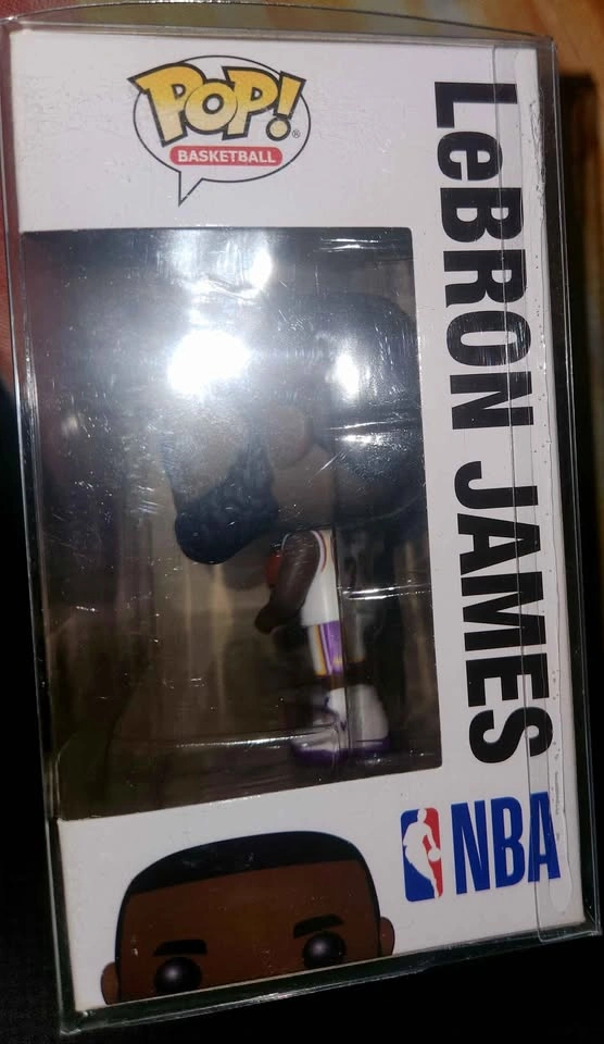 Funko Pop! NBA Basketball LeBron James Los Angeles Lakers #52 - photo 3