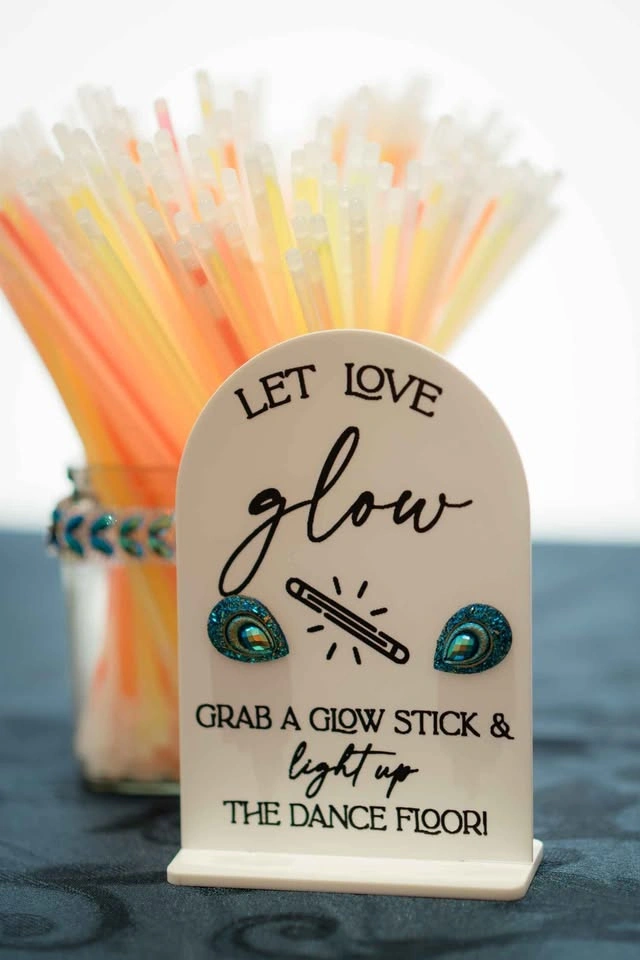Set of 2 White Acrylic Wedding Signs - Bar and Glow Stick Statio - photo 4