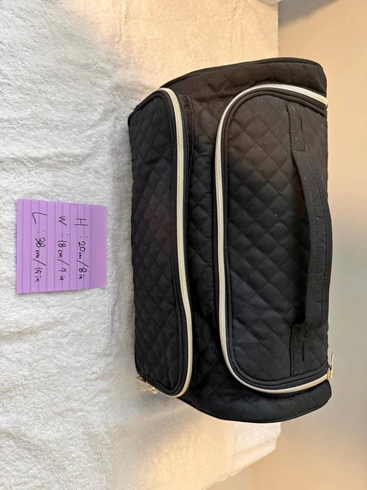 Travel Toiletry Bag / Makeup Organizer