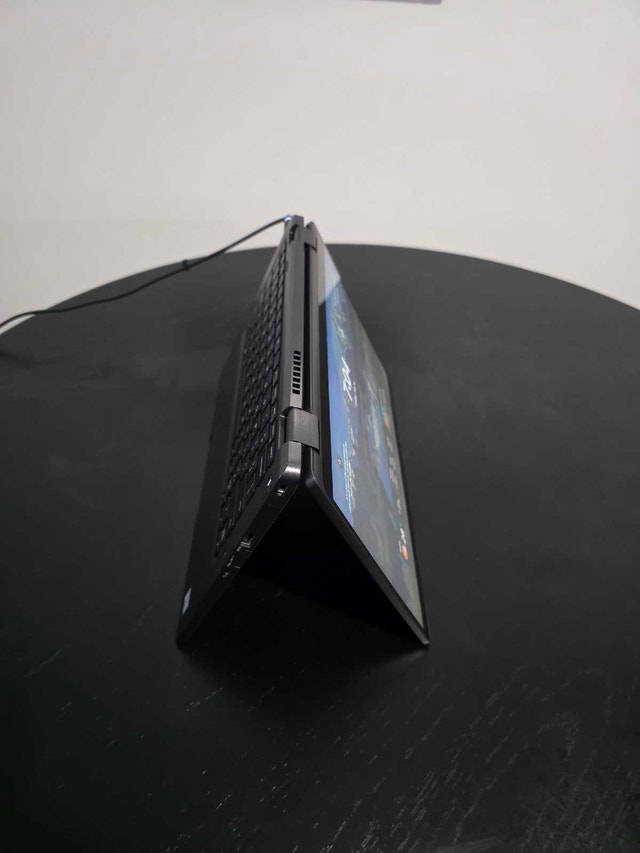 Dell Latitude 5300 2-in-1 Laptop