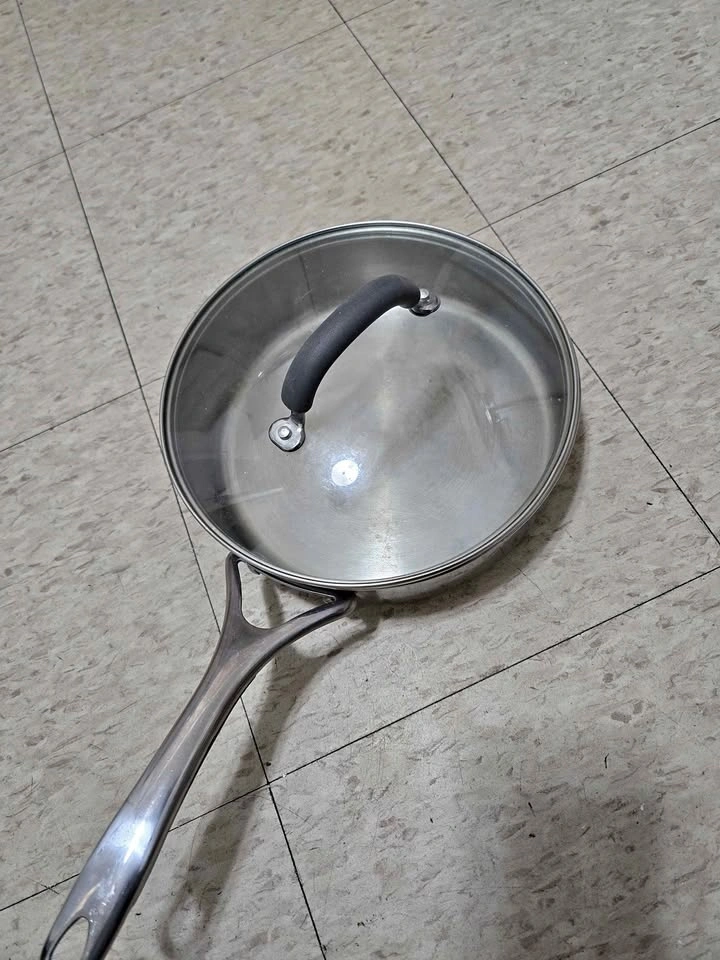 Meyer Select Stainless Steel Sautepan with Lid