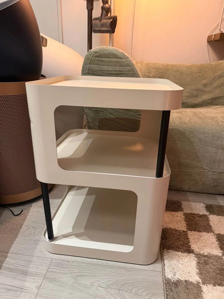 Modern White Side Table - photo 2