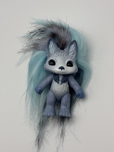 The Zelfs Series 6 Howlie Wolf Figure 4" Troll Doll Moose Toys - photo 2