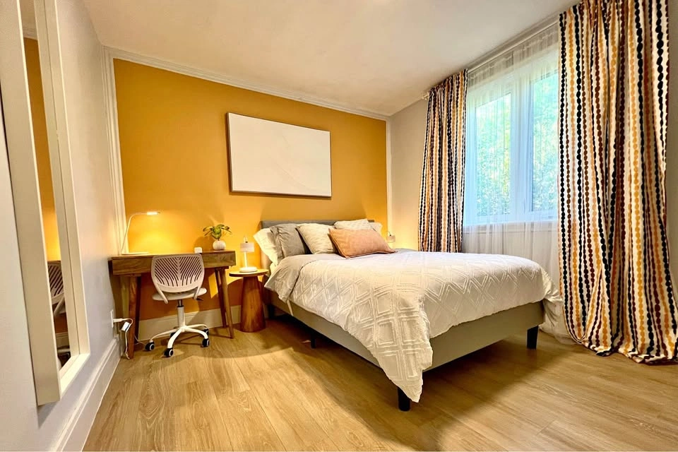 Private room for rent