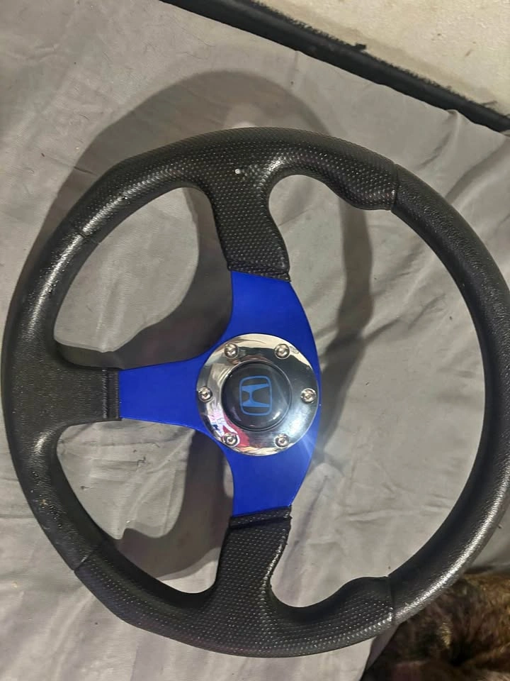 Honda steering wheel (custom)