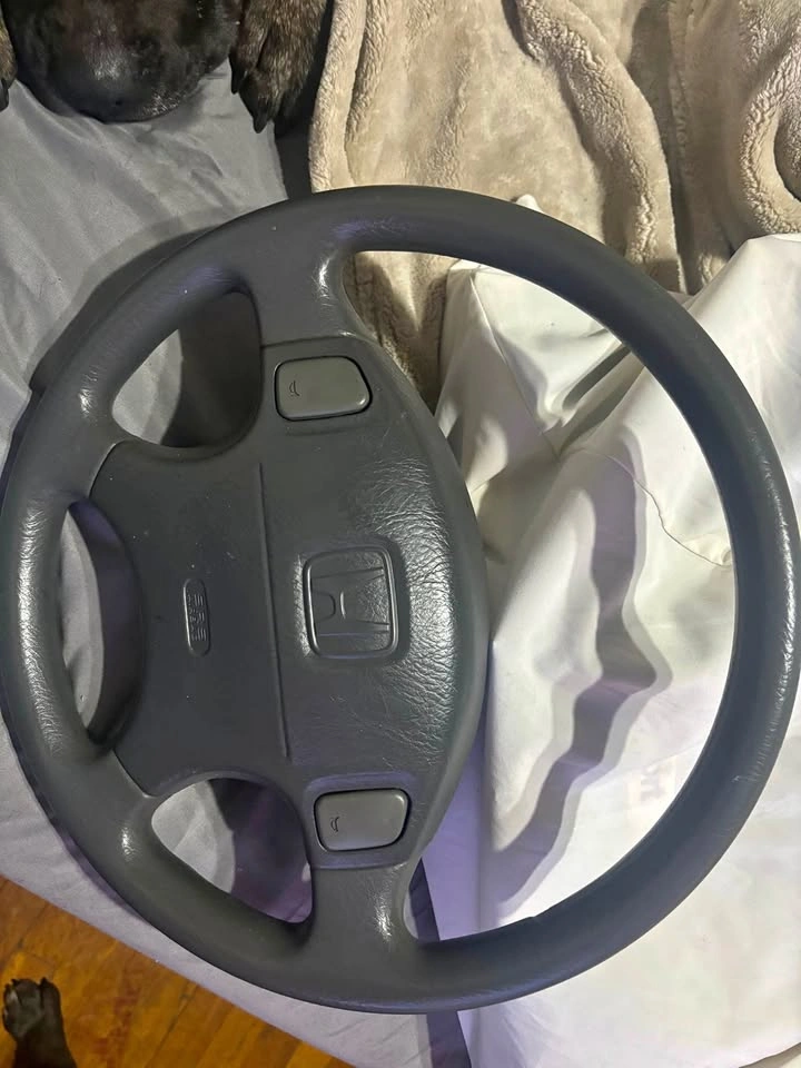Honda steering wheel 98-00