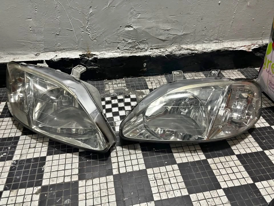 99 Honda civic coupe oem head lights