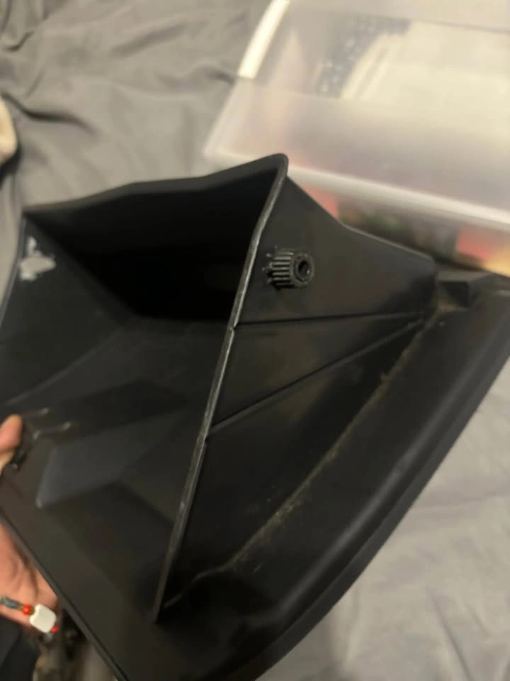 98-00 civic glove compartment - photo 2