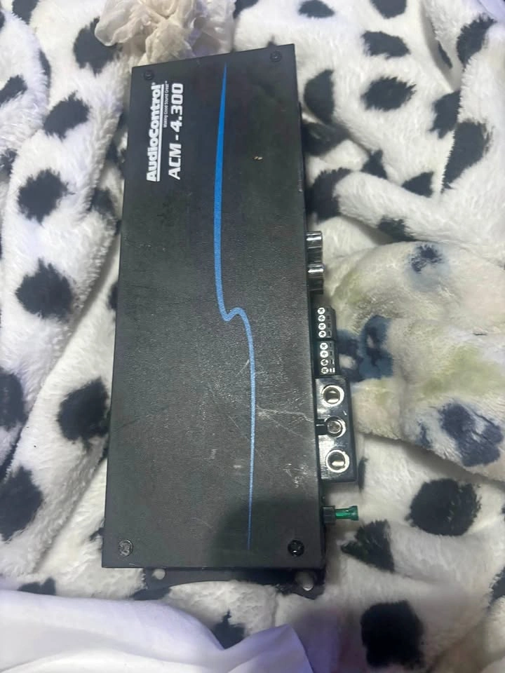 AudioControl ACM-4.300 4-Channel Amplifier