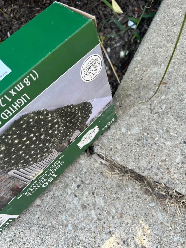 150 White Net Christmas Lights image indicator(5)