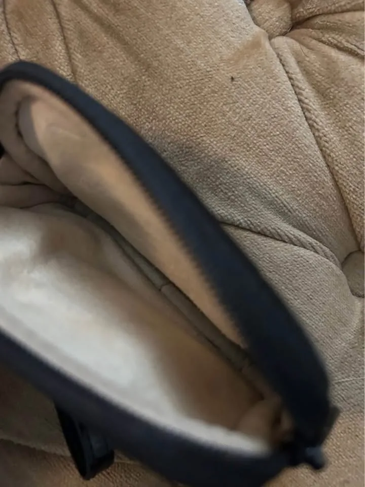 Michael Kors Wristlet Coin Purse image indicator(4)