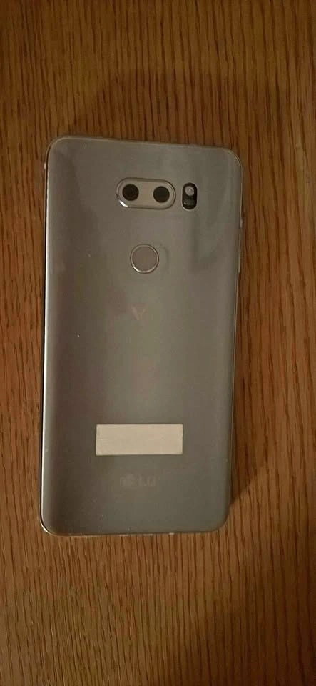 NEED GONE: LG V30