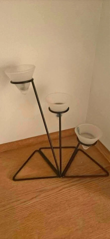 Deceptive candle holder