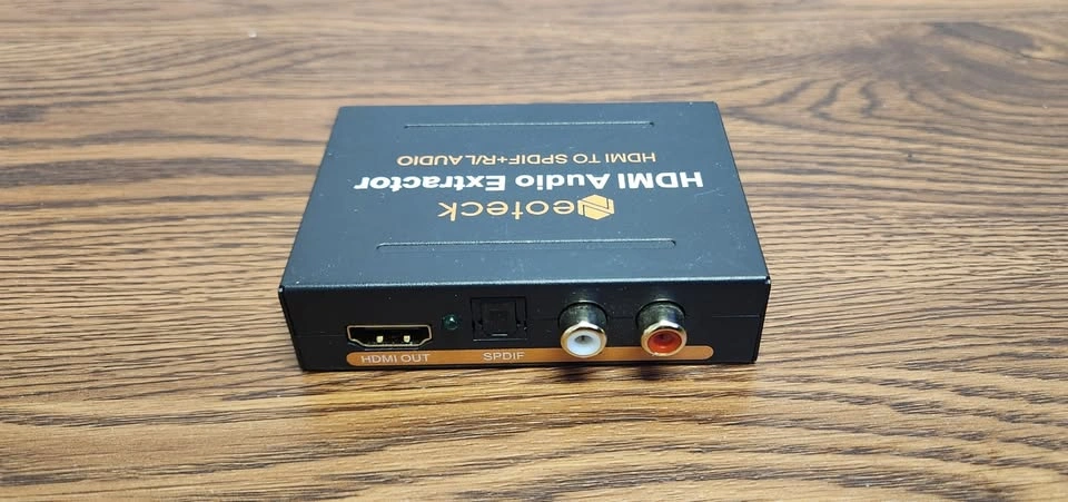 HDMI Switch, Audio Extractor & Ethernet Switch Bundle - photo 4