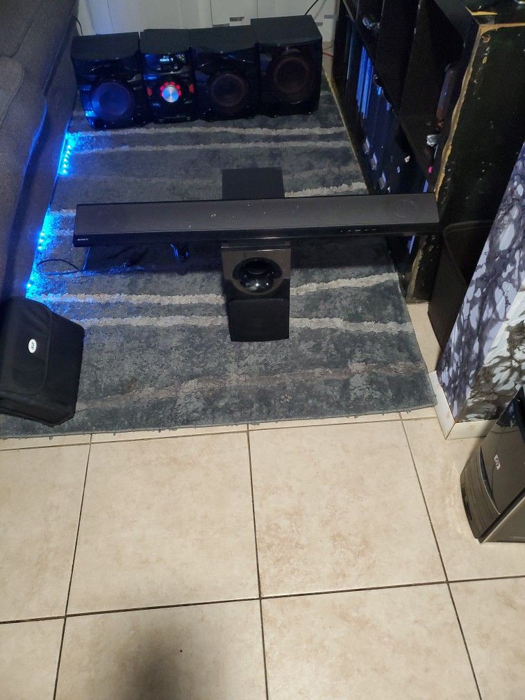 SONY Soundbar - Good Condition