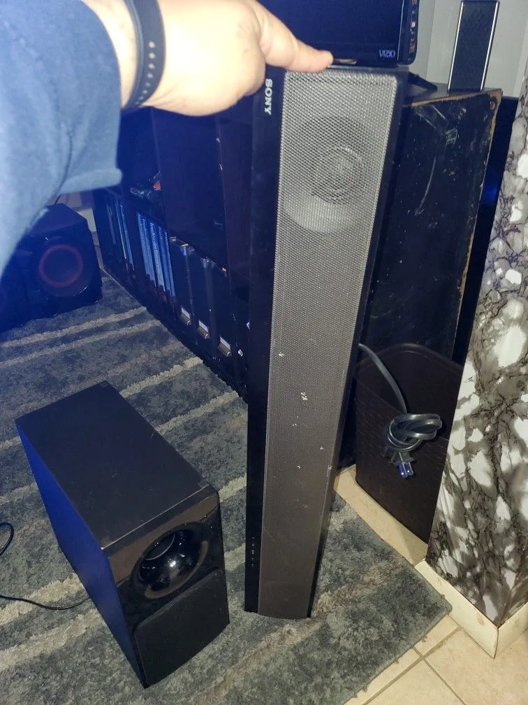 SONY Soundbar - Good Condition image indicator(6)