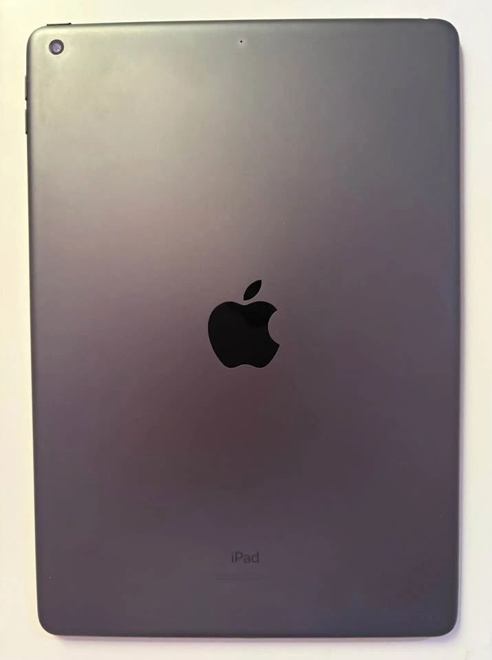 Apple iPad 8th Gen 10.2” 32GB Wi-Fi + Apple Pencil 1st Gen - photo 2