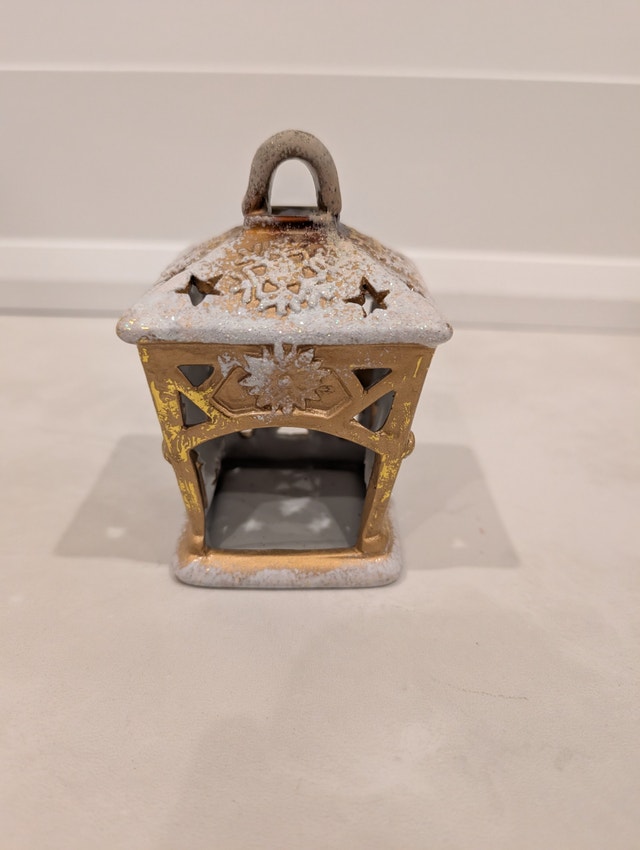 Gold & White Christmas Lantern With Snowflake Cutout Tea Light - photo 3
